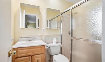8352 ORANGE Ct, Alexandria, VA 22309