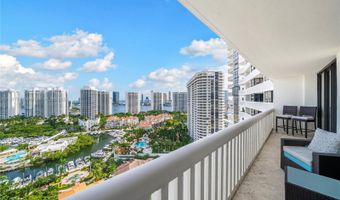 1000 W Island Blvd 2407, Aventura, FL 33160