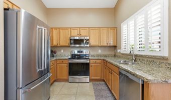 3180 E GLENEAGLE Dr, Chandler, AZ 85249