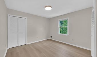 458 Woodhaven Blvd SE, Bayville, NJ 08721