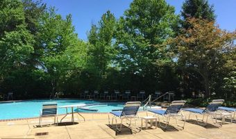 2111 WISCONSIN Ave NW 513, Washington, DC 20007