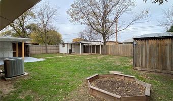 2518 Edgemont Dr, Abilene, TX 79605