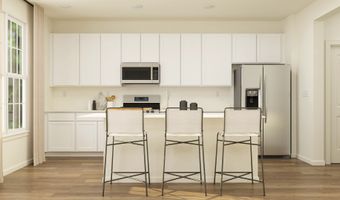 1061 Waterford St, Algonquin, IL 60102
