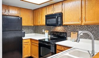8030 Holland Ct D, Arvada, CO 80005