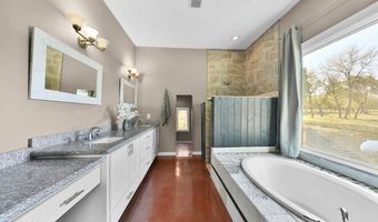 1523 Meadow Gln, Adkins, TX 78101