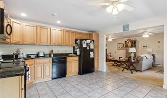 673 Metacom Ave 50, Bristol, RI 02809