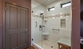 1342 11TH St, Bandon, OR 97411