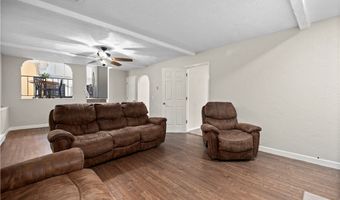 621 Van Oaks Dr, Amherst, OH 44001