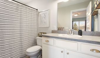 10902 Woodedge Dr, Allendale, MI 49401