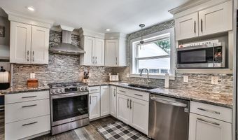 715 Edgewater Dr, Amherst, NY 14228