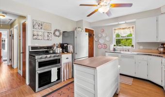24 Sawyer Pl, Albany, NY 12208