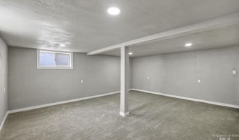 1942 Burton Ave, Burley, ID 83318