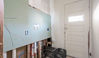 12 Spencer St, Boston, MA 02124