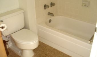 2211 Ala Wai Blvd 908, Honolulu, HI 96815