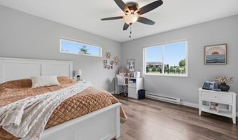 4024 Rosewood Ln SE, Alexandria, MN 56308