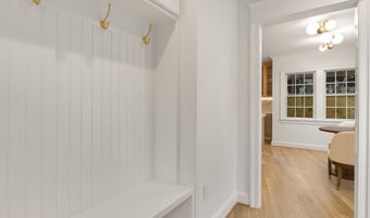 5522 LINCOLN St, Bethesda, MD 20817