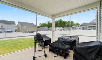 1033 Bellewood Park Dr, Angier, NC 27501
