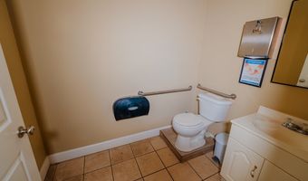 85 NE Main St, Baxley, GA 31513