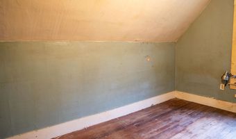 66 Chestnut Hill Rd, Rochester, NH 03867