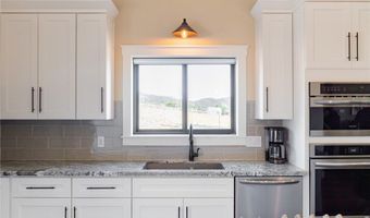 10009 Jefferson St, Yucaipa, CA 92399