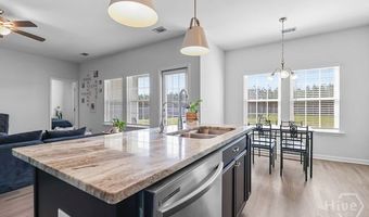 1916 Arnold Dr SE, Allenhurst, GA 31301