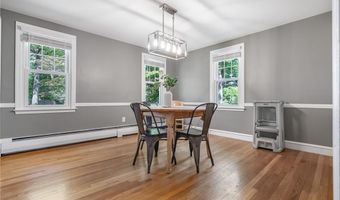 5 Indigo Rd, Barrington, RI 02806