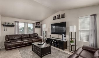 2039 Espana Way, Aurora, CO 80011