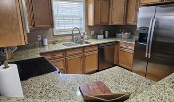 1414 Creek Rd, Alexander City, AL 35010