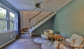 115 Wicklow Dr, Asheville, NC 28806