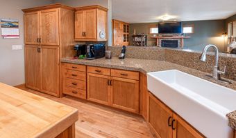 3215 54TH Ave, Albany, OR 97321