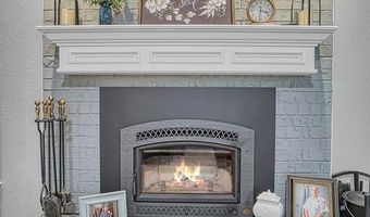 809 Jamestown Dr, Altus, OK 73521
