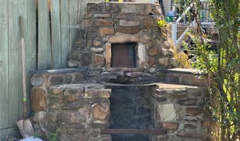 135 W Wabash St, Allentown, PA 18103