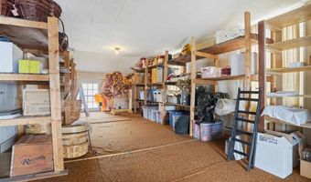 4402 220Th Trl, Amana, IA 52203