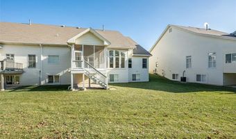 719 Clayton Corners Dr, Ballwin, MO 63011