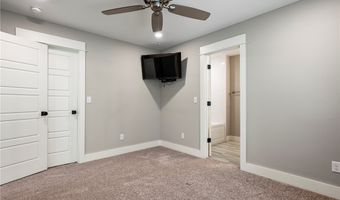 448 SW C St, Bentonville, AR 72712