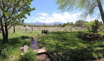 51 Atalaya Rd, Arroyo Hondo, NM 87513