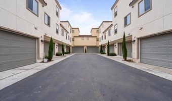 4376 Pacifica Dr 2, Oceanside, CA 92056