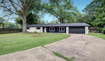 996 Hacienda Dr, Benton, AR 72019