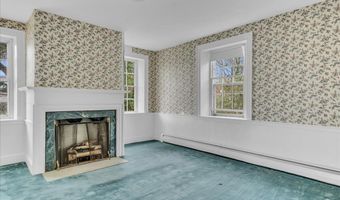 152 Church St, Belfast, ME 04915