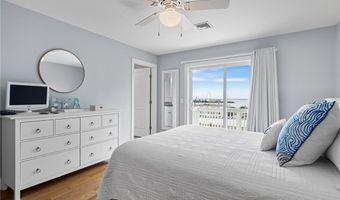 314 Chases Ln C, Middletown, RI 02842