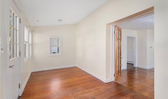 1 Columbia Ave, Jamestown, RI 02835