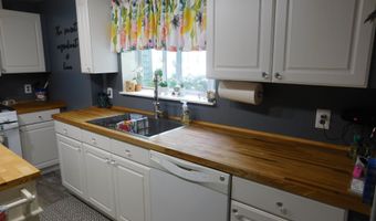 17 19 Boynton St, Bangor, ME 04401
