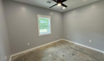 90 Gainer Ferry Rd, Batesville, AR 72501