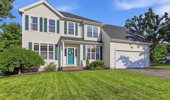 46 Dundee Dr, Cheshire, CT 06410