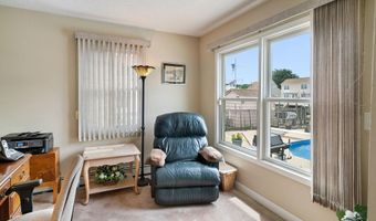 54 Storm Jib Ct, Bayville, NJ 08721
