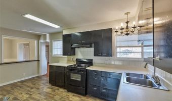 4042 Benbrook St, Abilene, TX 79605