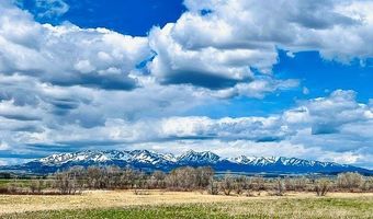40 Mountain Vista Dr, Big Timber, MT 59011