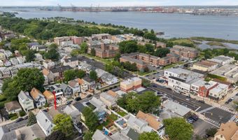127 W 51ST St, Bayonne, NJ 07002