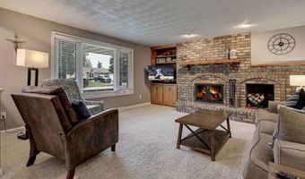 1002 S COVENANT Ln, Appleton, WI 54915