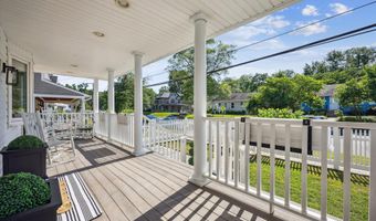 9813 MONTAUK Ave, Bethesda, MD 20817